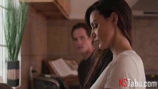 پسر می خورد stepmoms, باسن, در تمام طول روز - بکی Bandini, رابی اکو