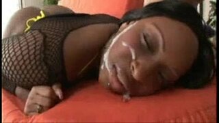 ���ంచి Ol&#039; Skyy నల్ల