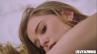 VIXEN Modell Verfügt über Amazing Wild Sex With Boss