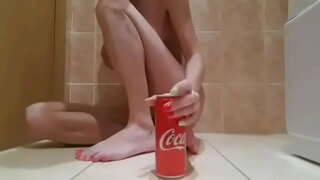 Skinny insertion sehr einfach eine Flasche super große anal