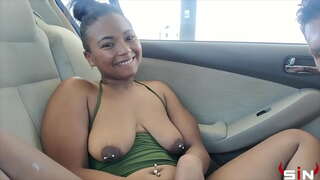 ���ర్టీ వేశ్య ఇబ్బంది పెట్టాడు గెట్స్ బయట